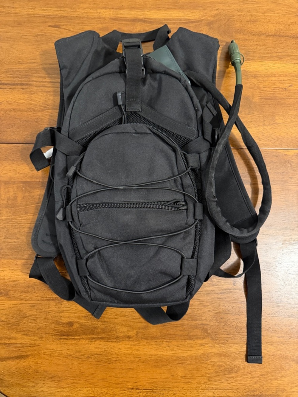 Men's Black Hydration Backpack with Hose - Unbranded